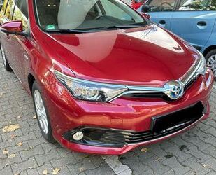 Toyota Toyota Auris 1.8 Hybrid Edition S+ Navi+Kamera+AHK Gebrauchtwagen