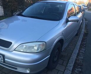 Opel Opel Astra 1.6 Edition 100 Edition 100 Gebrauchtwagen