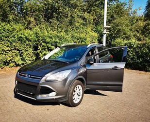 Ford Ford Kuga 1,6 EcoBoost Titanium mit neuem Motor!!! Gebrauchtwagen