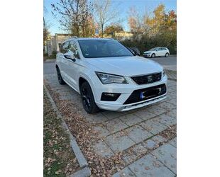 Seat Seat Ateca 2.0 TSI 140kW FR Black Edit. 4D PANO Gebrauchtwagen