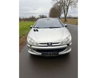 Peugeot Peugeot 206 CC Tendance110 Automatik Tendance Cabr Gebrauchtwagen