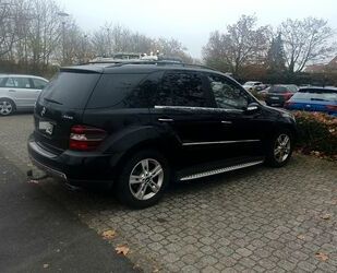 Mercedes-Benz Mercedes-Benz Mercedes-benz ML320 CDI 4Matic 7G- T Gebrauchtwagen