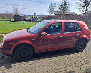 VW Volkswagen Golf 1.6 Basis Gebrauchtwagen