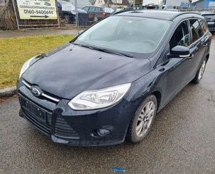 Ford Ford Focus Turnier Trend 1;0 BENZIN+EURO5+KLIMA+6G Gebrauchtwagen