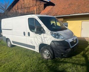 Peugeot Peugeot Boxer Kastenwagen 2.2 Hdi 100 Gebrauchtwagen