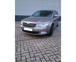 Skoda Skoda Superb 2.0 TDI DSG Elegance AHK SHZ Alcan Le Gebrauchtwagen