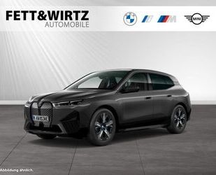 BMW BMW iX xDrive40 PanoSkyLounge|AHK|Stop&GO|H/K Gebrauchtwagen