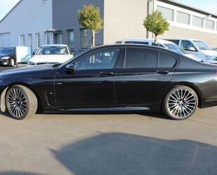 BMW BMW 750i xDrive M Sportpaket +Night Vi.+HUD+Standh Gebrauchtwagen