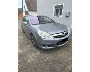 Opel Opel Signum Edition 2.2 Direct MT-5 Edition Gebrauchtwagen