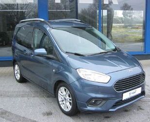 Ford Ford Tourneo Courier Titanium Gebrauchtwagen