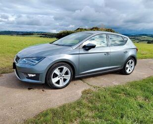 Seat Seat Leon 2.0 TDI 110kW Start&Stop FR AHK/SHZ/NAVI Gebrauchtwagen