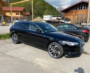 Audi Audi A4 2.0 TDI 140kW S tr. quattro design Avant . Gebrauchtwagen