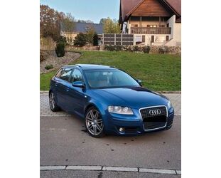 Audi Audi A3 Sportback 2.0 FSI Ambiente, Navi, Pano Gebrauchtwagen