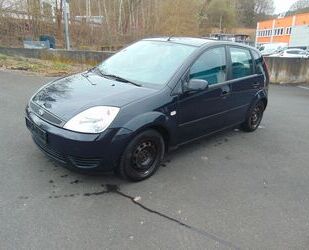 Ford Ford Fiesta Ambiente 1.3 Klima,ZV eFh, 8-fach HU 7 Gebrauchtwagen