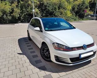 VW Volkswagen Golf 2.0 TSI BMT GTI Performance Gebrauchtwagen