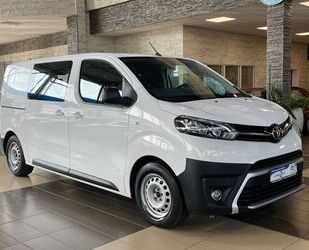 Toyota Toyota Proace (Verso) L1 Comfort Regale 3-Sitzer N Gebrauchtwagen