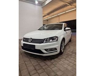 VW Volkswagen Passat Lim. R-Line Blue 4Motion*Standh. Gebrauchtwagen