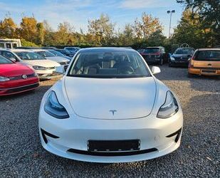 Tesla Tesla Model 3 Standard Range Plus RWD Gebrauchtwagen