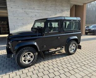 Land Rover Land Rover Defender 90 TD4 Station Wagon SE SE Gebrauchtwagen