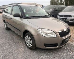 Skoda Skoda Fabia Combi 1.2l Klima el.Fenster AHK Tüv 02 Gebrauchtwagen