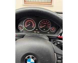 BMW BMW 318i Touring -10/2018- Gebrauchtwagen