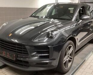 Porsche Porsche Macan Basis*Panorama*elek.AHK*20