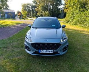 Ford Ford Kuga ST Line Diesel Automatik AHK LED Kamera Gebrauchtwagen