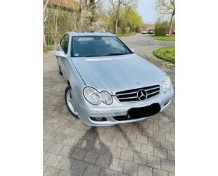 Mercedes-Benz Mercedes-Benz CLK 220 CDI AVANTGARDE AUTOMATIK XEN Gebrauchtwagen