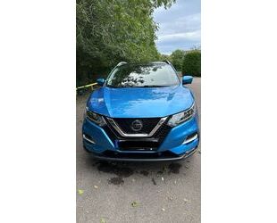 Nissan Nissan Qashqai 1.3 DIG-T 159PS Tekna Gebrauchtwagen