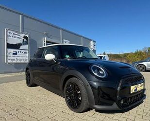 Mini MINI Cooper S 2.0 7G-DKG CLASSIC TRIM 3-türig Navi Gebrauchtwagen