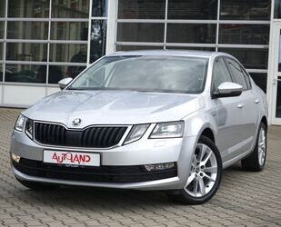 Skoda Skoda Octavia 1.5 TSI Clever LED Navi Sitzheizung Gebrauchtwagen