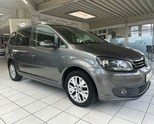 VW Volkswagen Touran Life,DSG,7-Sitzer,Navi,Multi,PDC Gebrauchtwagen