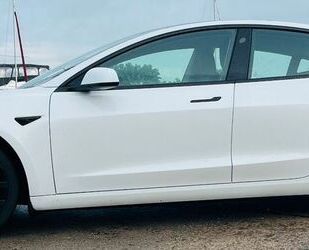 Tesla Tesla Model 3 Allradantrieb mit Dualmotor Long Ran Gebrauchtwagen