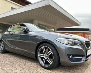 BMW BMW 2 Coupe 220i Navi Bi-Xenon Klima Alu Pdc Tüv N Gebrauchtwagen