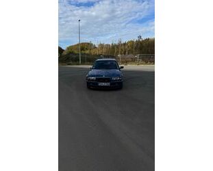 BMW BMW 323i - Gebrauchtwagen