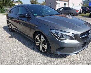 Mercedes-Benz Mercedes-Benz CLA 200 Shooting Brake UrbanStyle Ed Gebrauchtwagen