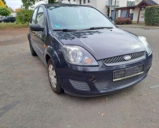 Ford Ford Fiesta 1,4 TDCi Connection Connection Gebrauchtwagen