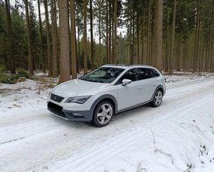 Seat Seat Leon X-PERIENCE 2.0 TDI 135kW S.&S. 4Dri. DS. Gebrauchtwagen