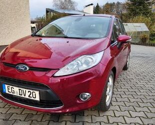 Ford Ford Fiesta 1,4 Titanium Titanium Gebrauchtwagen