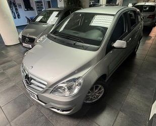 Mercedes-Benz Mercedes-Benz B 200 Automatik*AHK*Park-Assistent*S Gebrauchtwagen