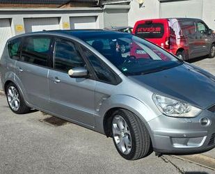 Ford Ford S-Max 2,5 Titanium Titanium Gebrauchtwagen