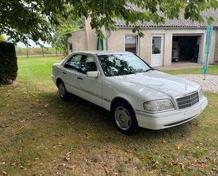 Mercedes-Benz Mercedes-Benz C 180 ELEGANCE Elegance Gebrauchtwagen