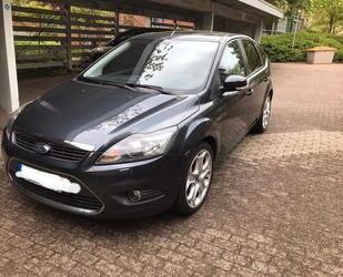 Ford Ford Focus 2,0 Titanium Tüv neu Gebrauchtwagen