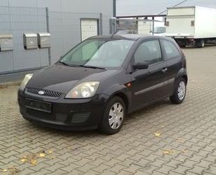 Ford Ford Fiesta 1,3 51 kW Fun X Klima Gebrauchtwagen