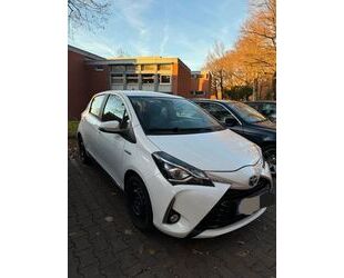 Toyota Toyota Yaris 1,5-l-Dual-VVT-iE CVT Style Selection Gebrauchtwagen