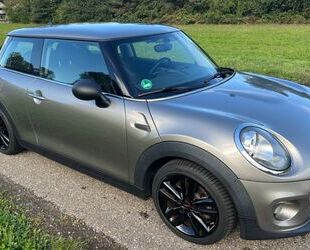 Mini MINI One 3-Türer Salt BT Klima Shz PDC Gebrauchtwagen