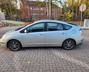 Toyota Toyota Prius 1.5-l-VVT-i Sol Gebrauchtwagen