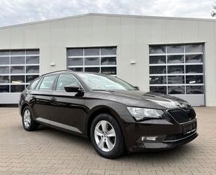 Skoda Skoda Superb Combi Ambition DSG Navi Standhz+Sitzh Gebrauchtwagen