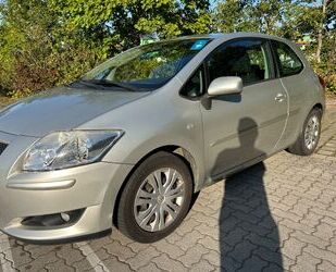 Toyota Toyota Auris 1.6-l-Dual-VVT-i TÜV Gebrauchtwagen