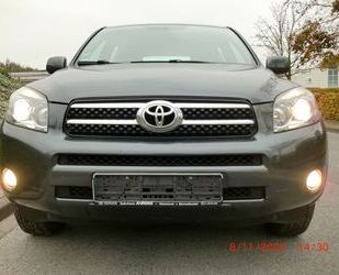 Toyota Toyota RAV 4 Sol 2.2 Diesel 4x4 Allrad Euro4 Gebrauchtwagen